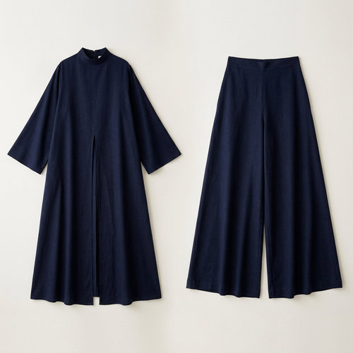 Les deux pièces de l'Ensemble 02 posées à plat : la tunique et le pantalon large