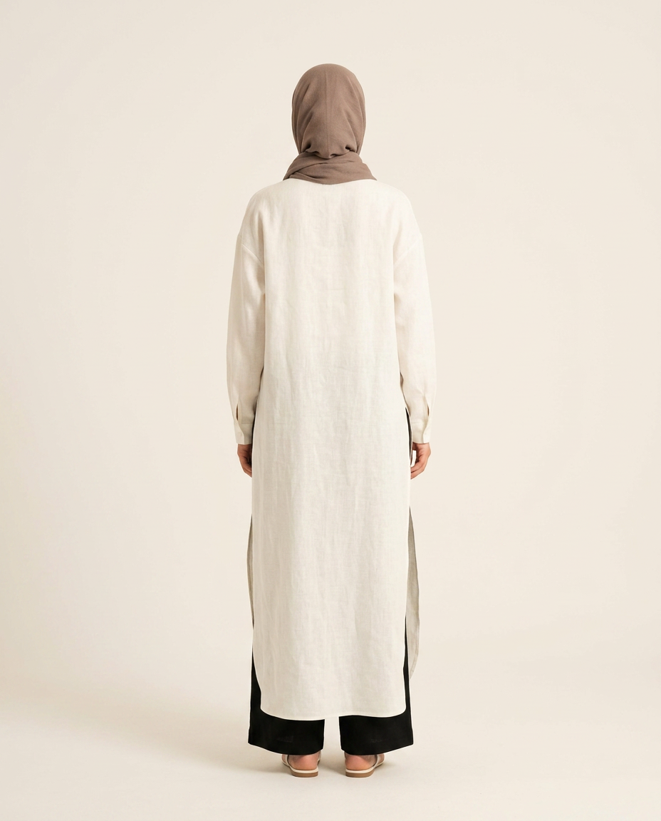 Robe 01 vue de dos, coloris écru